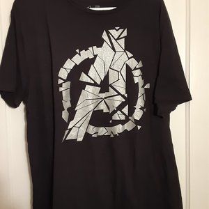 Avengers t-shirt (size L)